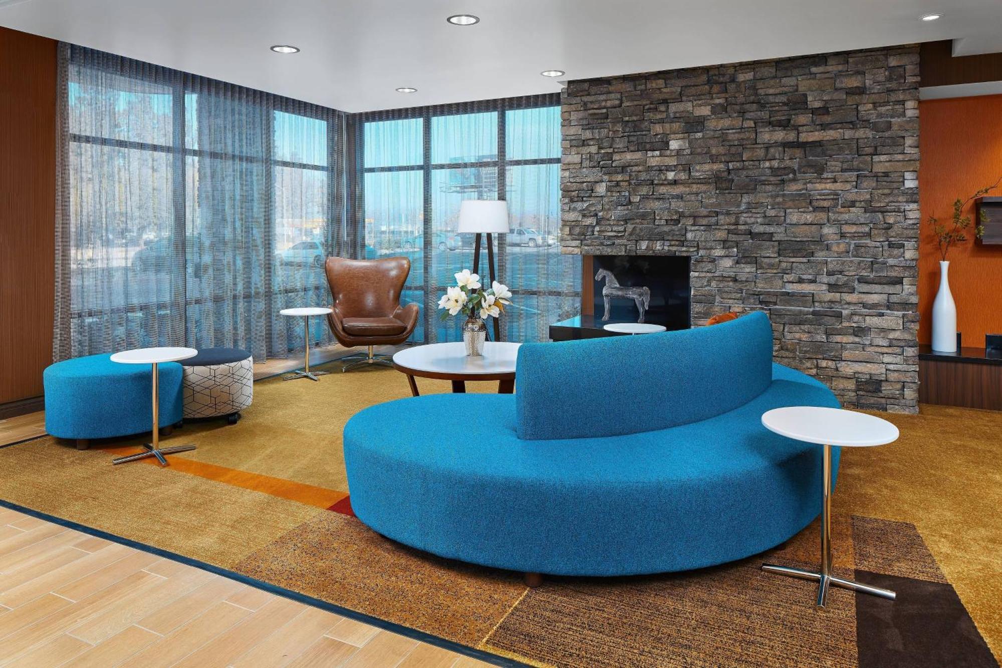 Fairfield Inn & Suites By Marriott Fresno Yosemite International Airport Bagian luar foto